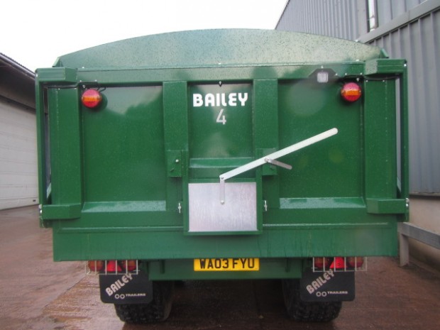 Bailey 14 ton root trailer