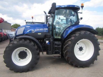 New Holland T7.210