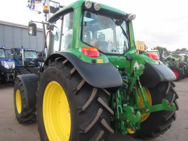 John Deere 6330