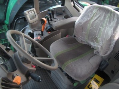John Deere 6330
