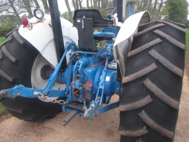 Ford 7000