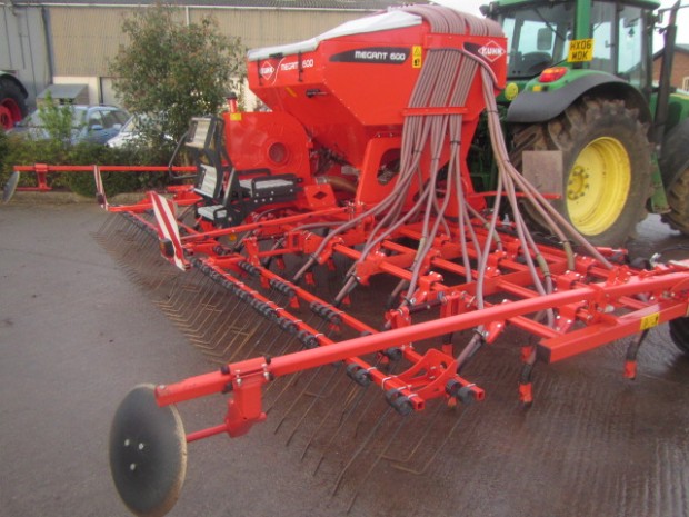Kuhn Megant 600