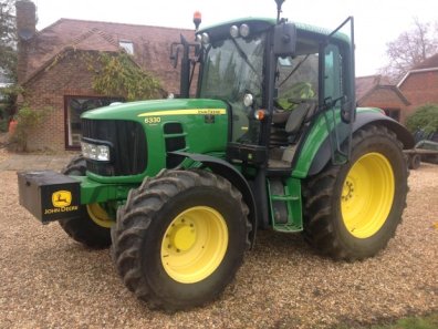 John Deere 6330