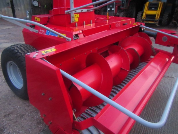 JF - Stoll FCT 1050 Pro Tec forager