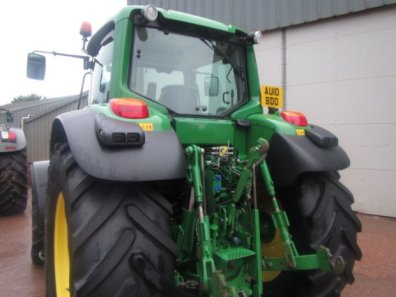 John Deere 6930