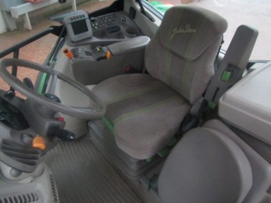 John Deere 6930