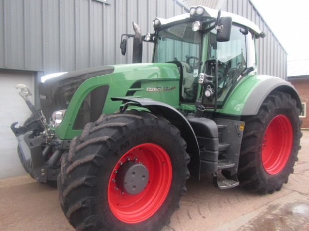 Fendt 933 Profi