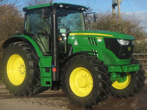 John Deere 6140R