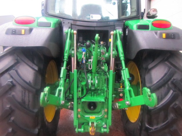 John Deere 6140R