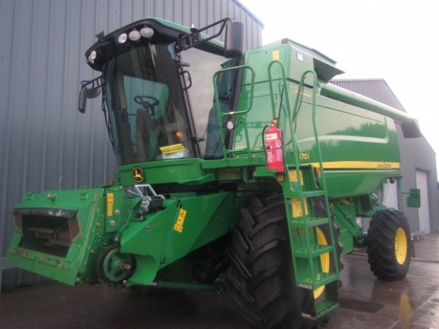 John Deere C670i Hillmaster