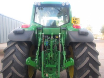 John Deere 7530