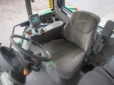 John Deere 6430