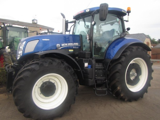 New Holland T7.270