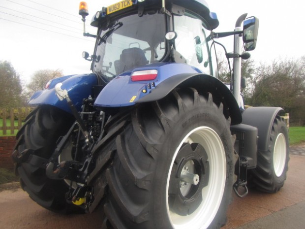 New Holland T7.270