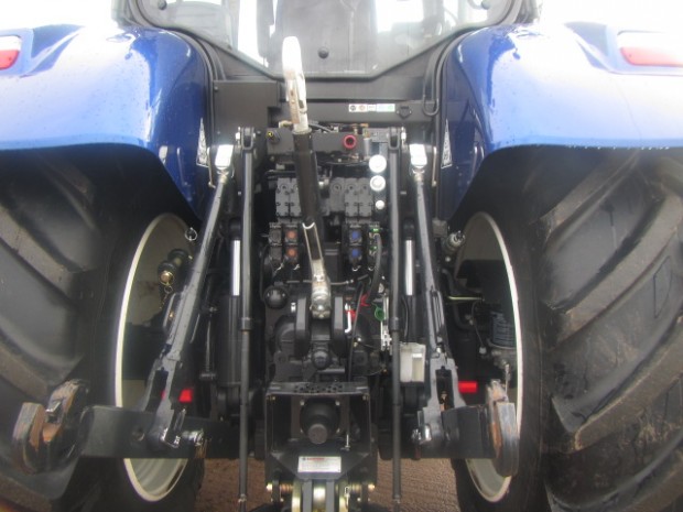 New Holland T7.270