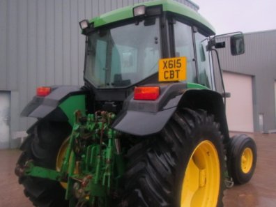John Deere 6110 SE