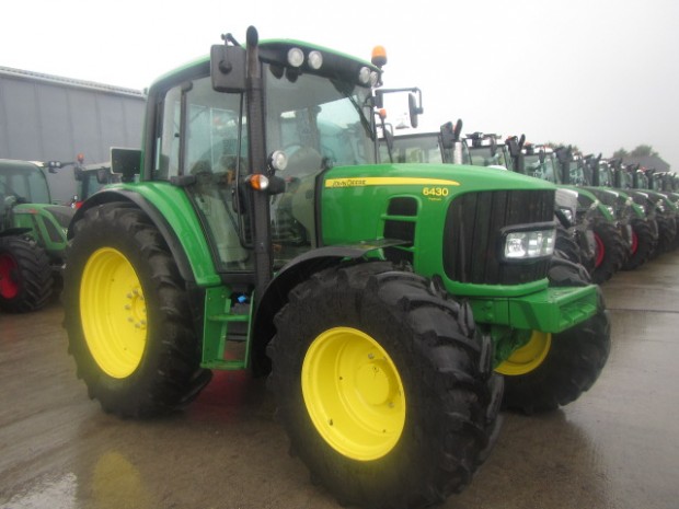 John Deere 6430