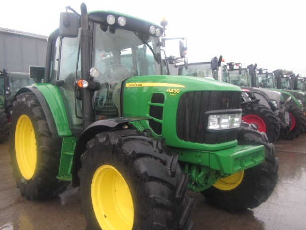 John Deere 6430