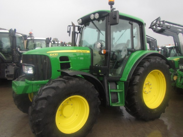 John Deere 6430