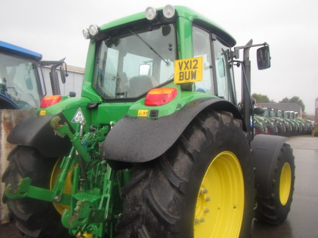 John Deere 6430