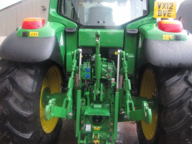 John Deere 6630