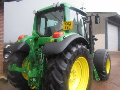 John Deere 6630