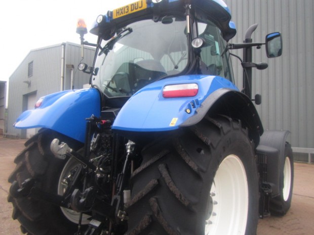New Holland T7.200