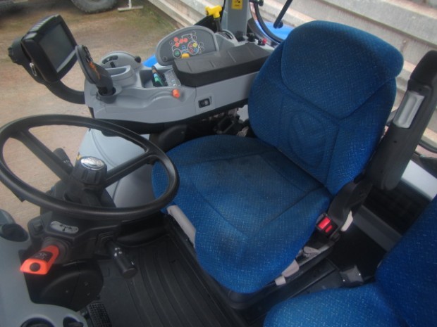 New Holland T7.200