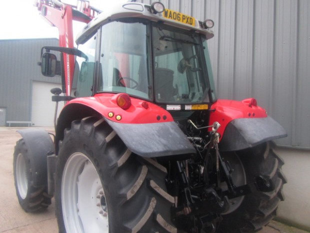 Massey Ferguson 5460