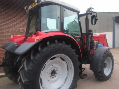 Massey Ferguson 5460