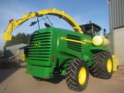 John Deere 7400