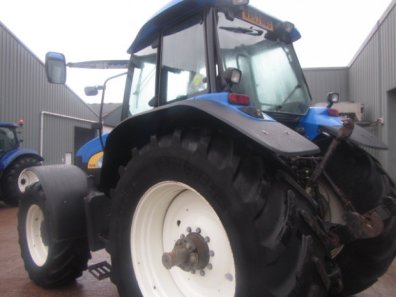 New Holland TM190