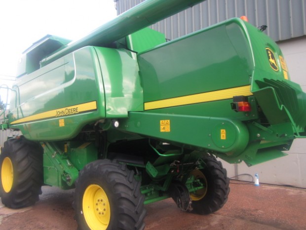 John Deere T560 Hillmaster