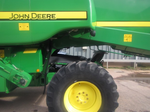 John Deere T560 Hillmaster