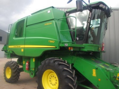 John Deere T560 Hillmaster