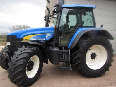 New Holland TM175