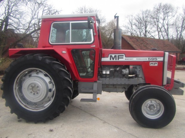 Massey Ferguson 595 MKII