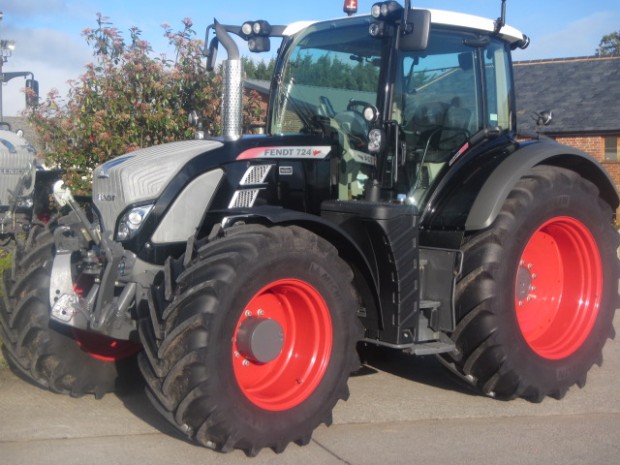 Fendt 724 Profi-Plus