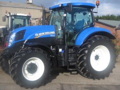 New Holland T7.200