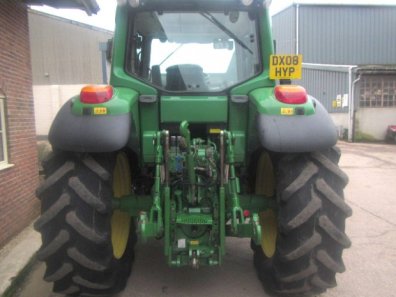John Deere 6630