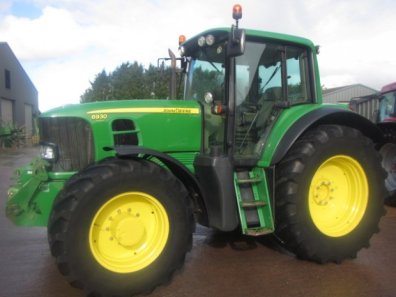 John Deere 6930