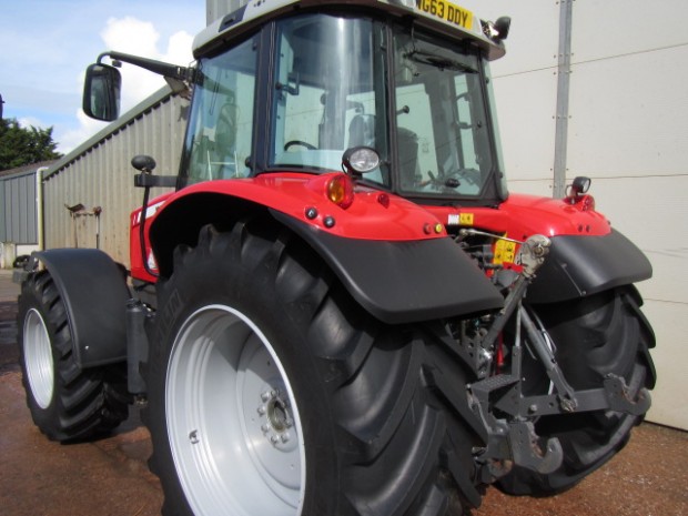 Massey Ferguson 6470