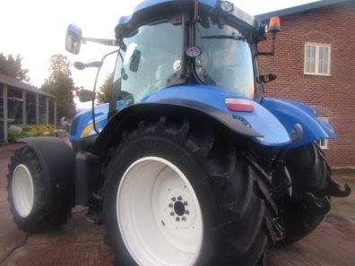 New Holland T6030