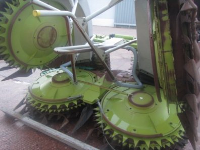 Claas Orbis 600 8 row maize header