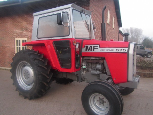 Massey Ferguson 575