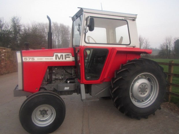 Massey Ferguson 575
