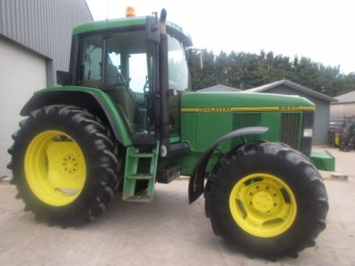 John Deere 6600