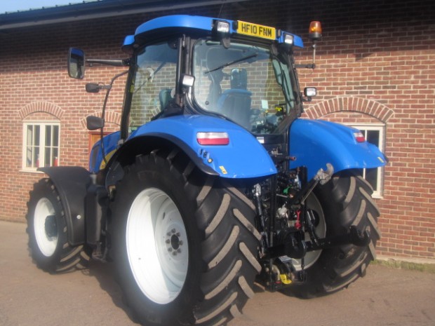 New Holland T6070 Elite