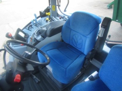 New Holland T6070 Elite