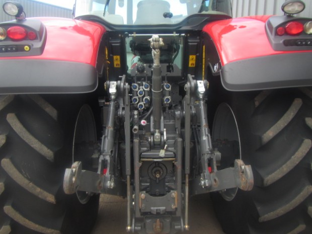 Massey Ferguson 8670